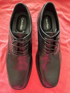Calvin Klein Men’s Black Lace-Up Oxford Dress Shoes